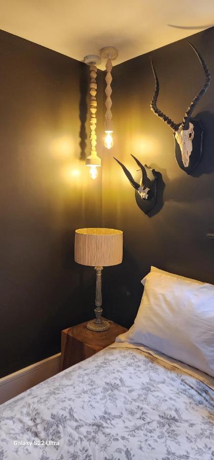 La Casa Rosa Cheltenham - Free Parking Close To Racecourse المظهر الخارجي الصورة